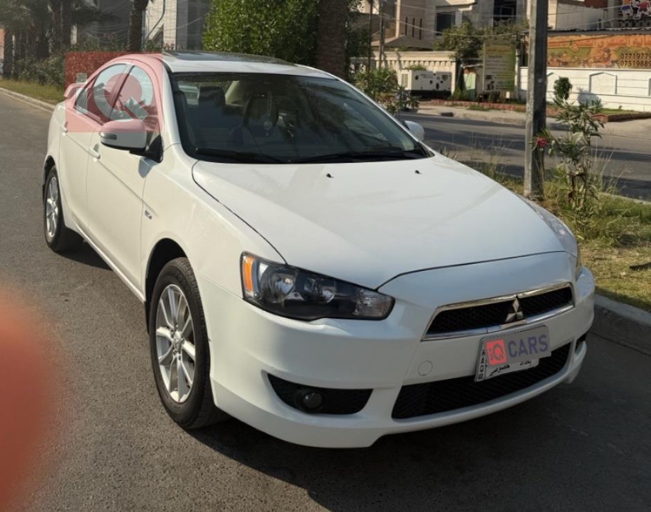 میتسوبیشی لانسەر EX